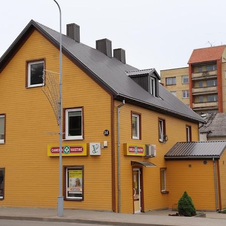 Hostel Nakvyne Apgyvendinimo Paslaugos Daivos Nakvynes Namai Biržai Exterior foto