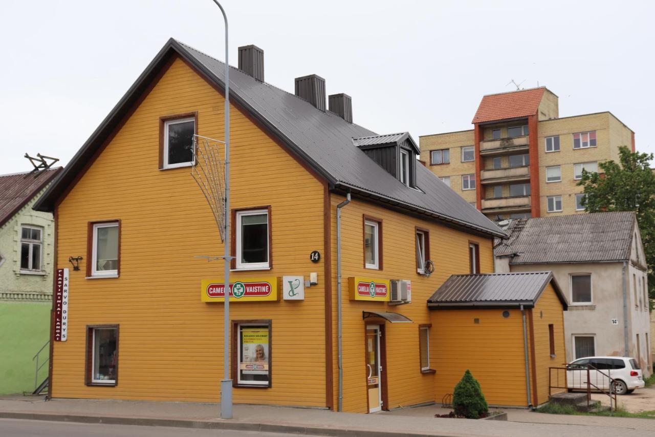 Hostel Nakvyne Apgyvendinimo Paslaugos Daivos Nakvynes Namai Biržai Exterior foto